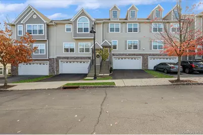 26 Hidden Creek Boulevard, Monroe, NY 10950 - Photo 2