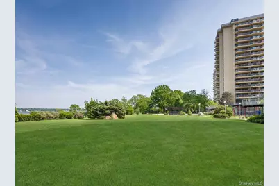 17-85 215th Street #1E, Bayside, NY 11360 - Photo 22