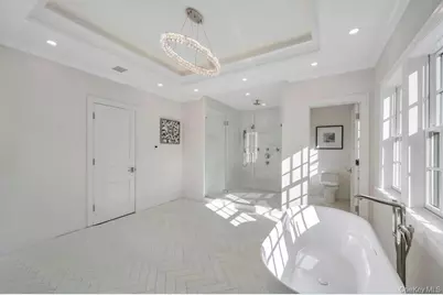 207 Mill Spring Road, Manhasset, NY 11030 - Photo 24