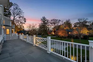 207 Mill Spring Rd, Manhasset, NY 11030 - Photo 42