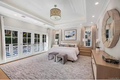 207 Mill Spring Road, Manhasset, NY 11030 - Photo 20