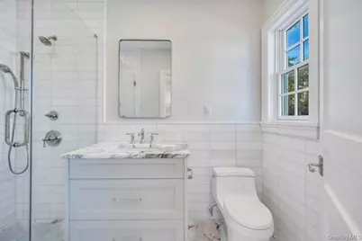 207 Mill Spring Road, Manhasset, NY 11030 - Photo 28