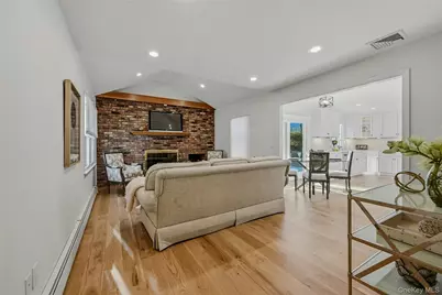 43 Edcris Lane, Huntington, NY 11743 - Photo 24