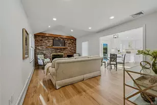 43 Edcris Ln, Huntington, NY 11743 - Photo 24