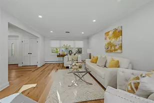43 Edcris Ln, Huntington, NY 11743 - Photo 12
