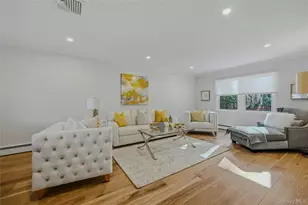 43 Edcris Ln, Huntington, NY 11743 - Photo 14