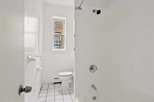 2308 Morris Ave, Bronx, NY 10468 - Photo 26