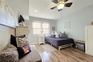 324 Mariners Way, Copiague, NY 11726 - Photo 12