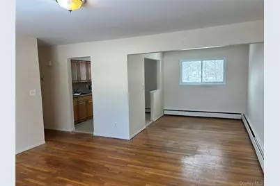 148 N 22nd Street #2 nd floor, Wheatley Heights, NY 11798 - Photo 8