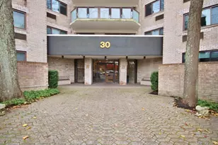 30 Greenridge Ave, White Plains, NY 10605 - Photo 4