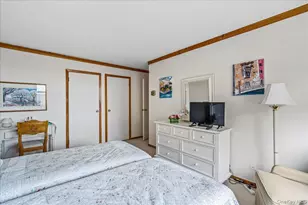 17-09 215th St, Bayside, NY 11360 - Photo 20