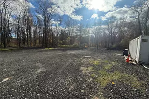 16 Ernest Ln, Mahopac, NY 10541 - Photo 2