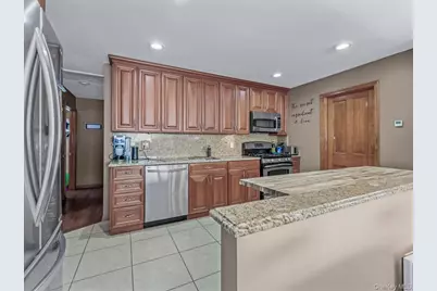 4 Whitebirch Lane, Commack, NY 11725 - Photo 6