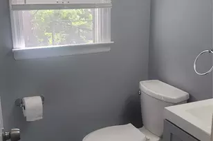 8082 Laurel Blvd, Ronkonkoma, NY 11779 - Photo 8