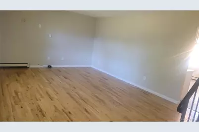 80-82 Laurel Blvd, Ronkonkoma, NY 11779 - Photo 2