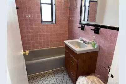 650 Warburton Avenue #7C, Yonkers, NY 10701 - Photo 8