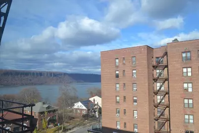 650 Warburton Avenue #7C, Yonkers, NY 10701 - Photo 2