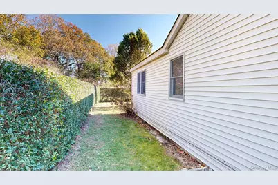 37 Bernstein Boulevard, Center Moriches, NY 11934 - Photo 28