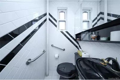 2250 E 29th Street, Brooklyn, NY 11229 - Photo 18