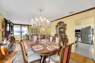 32-32 Plunkett Ave, Far Rockaway, NY 11691 - Photo 16