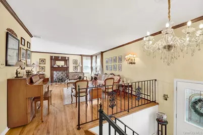 32-32 Plunkett Avenue, Far Rockaway, NY 11691 - Photo 10