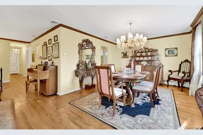 32-32 Plunkett Avenue, Far Rockaway, NY 11691 - Photo 14