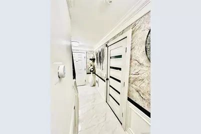 58 Rialto Way, Patchogue, NY 11772 - Photo 8