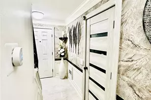 58 Rialto Way, Patchogue, NY 11772 - Photo 8