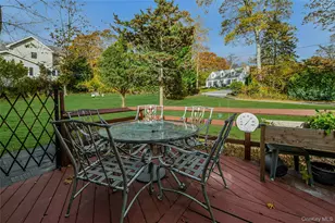 133 Oak Dr, Calverton, NY 11933 - Photo 22