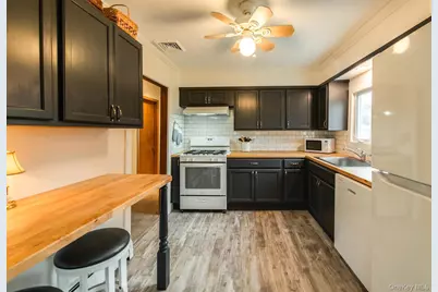 352-354 Ruskey Lane, Hyde Park, NY 12538 - Photo 6