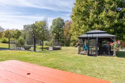 352-354 Ruskey Lane, Hyde Park, NY 12538 - Photo 42