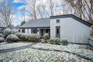 262 Heritage Hills, Somers, NY 10589 - Photo 2