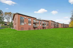 14 Charles Ln, Pomona, NY 10970 - Photo 36