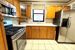 139-15 83 Ave, Briarwood, NY 11435 - Photo 16