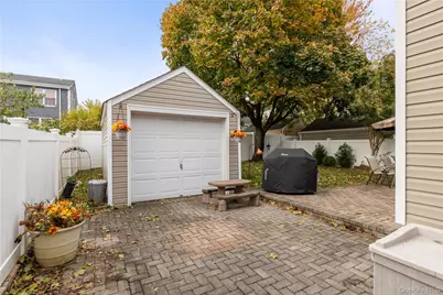 959 N 5th Street, New Hyde Park, NY 11040 - Photo 28