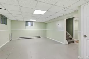 959 N 5th St, New Hyde Park, NY 11040 - Photo 22