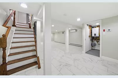 10411 205th Street, Saint Albans, NY 11412 - Photo 36