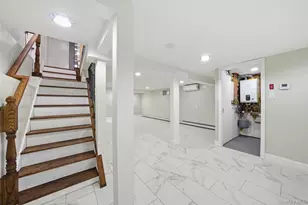 104-11 205th St, Saint Albans, NY 11412 - Photo 36