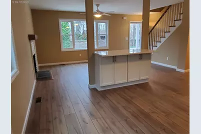 128 Bayville Avenue, Bayville, NY 11709 - Photo 4