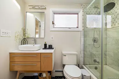 25 Morris Street, Port Jefferson Station, NY 11776 - Photo 18