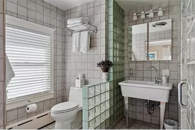 24 Jennings Avenue, Southampton, NY 11968 - Photo 20