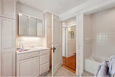 24 Jennings Avenue, Southampton, NY 11968 - Photo 30