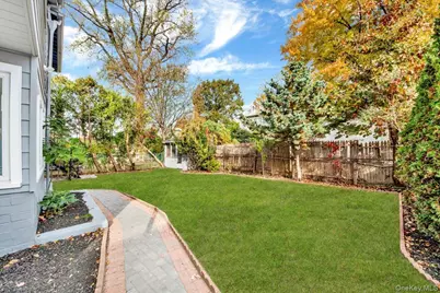 28 Crestmont Avenue, Yonkers, NY 10704 - Photo 24