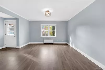 28 Crestmont Avenue, Yonkers, NY 10704 - Photo 22