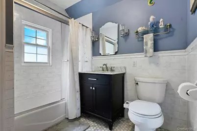 143 Bromleigh Road, Garden City, NY 11530 - Photo 24