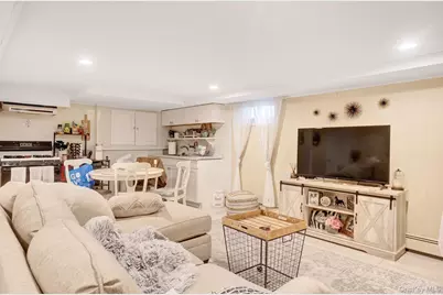 35 Gibson Boulevard, Valley Stream, NY 11581 - Photo 10