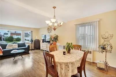 35 Gibson Boulevard, Valley Stream, NY 11581 - Photo 4