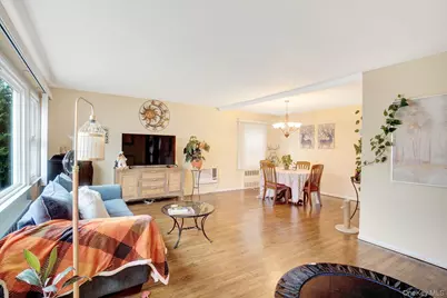 35 Gibson Boulevard, Valley Stream, NY 11581 - Photo 2