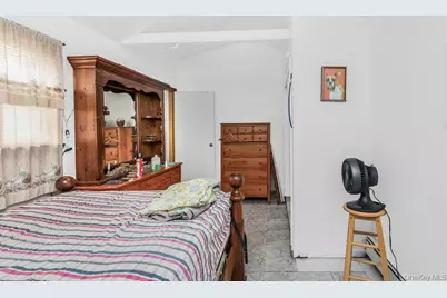 354 Thieriot Avenue, Bronx, NY 10473 - Photo 8