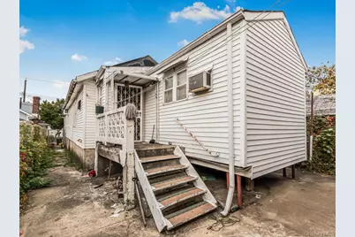 354 Thieriot Avenue, Bronx, NY 10473 - Photo 16